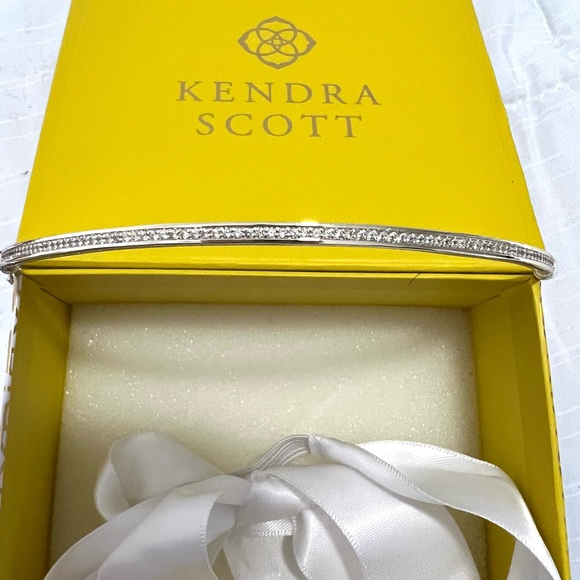 NWT Kendra Scott RARE & Retired Scottie Necklace Yellow Gold & Inlaid CZ’s GORG! - Picture 10 of 16